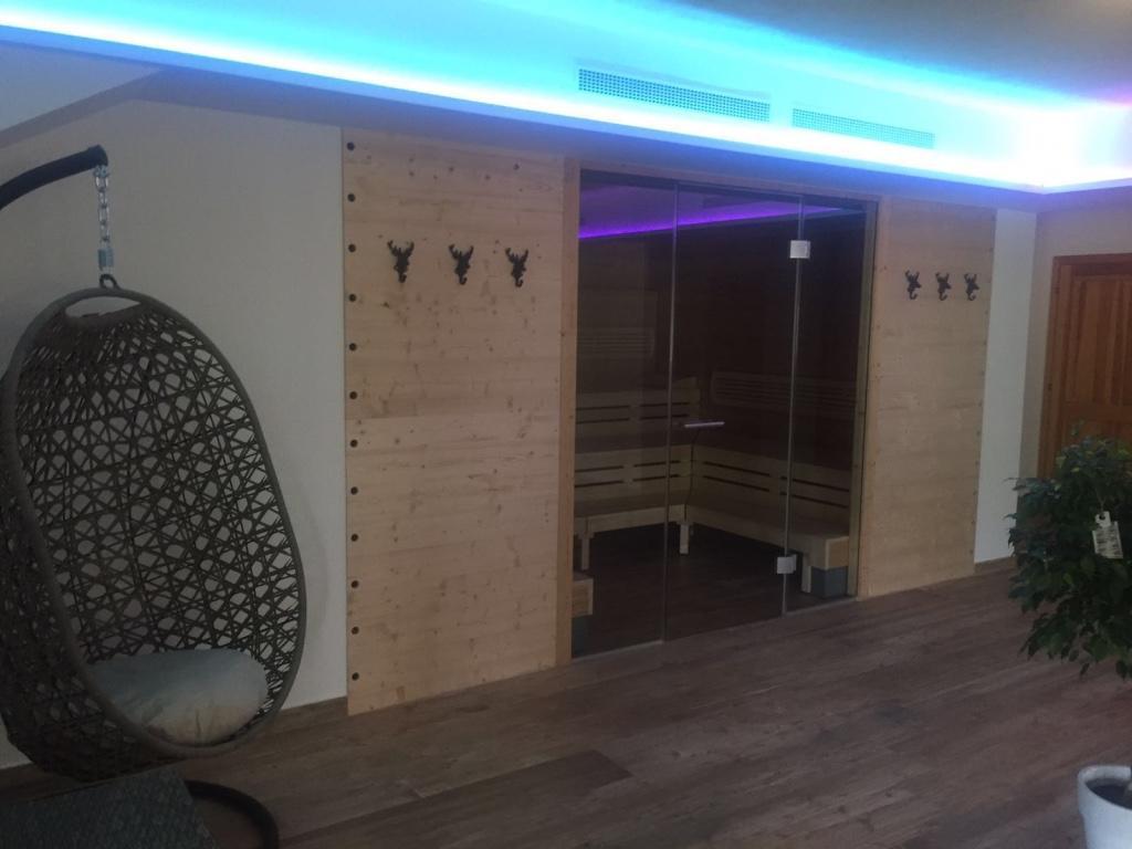 Hotel Restaurant Grune Au Poellau מראה חיצוני תמונה