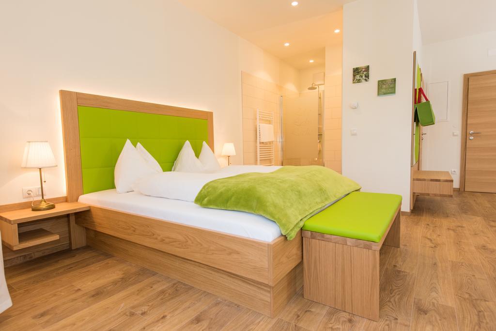 Hotel Restaurant Grune Au Poellau מראה חיצוני תמונה